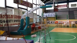 i nuovi canestri del nostro palazzetto per il gioco del Basket dal minibasket alla DNC.